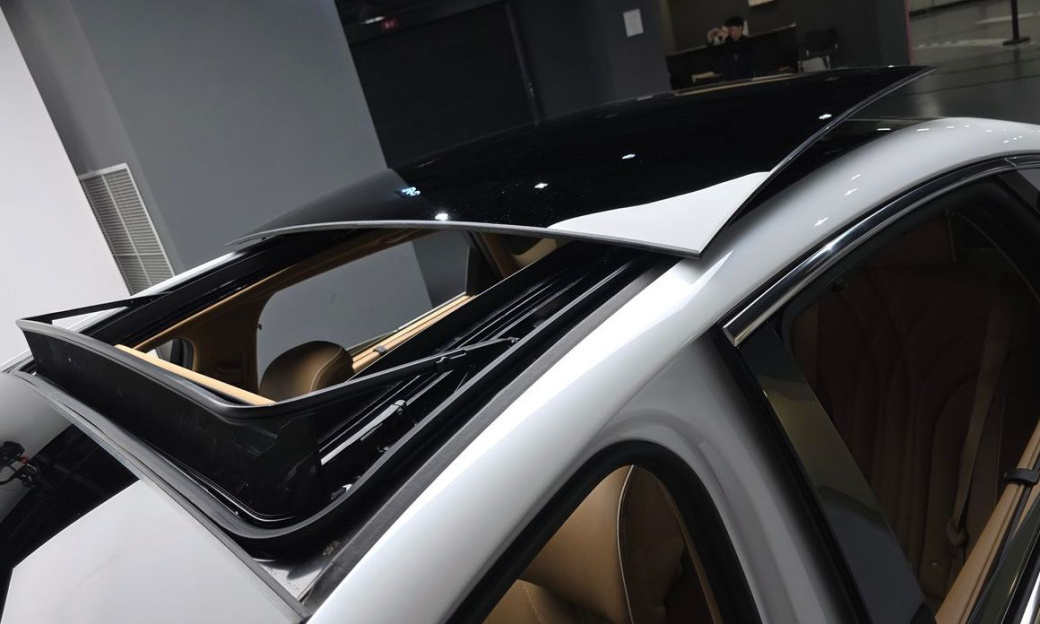 Genesis G80 Gasoline 2.5 Turbo AWD, 2025