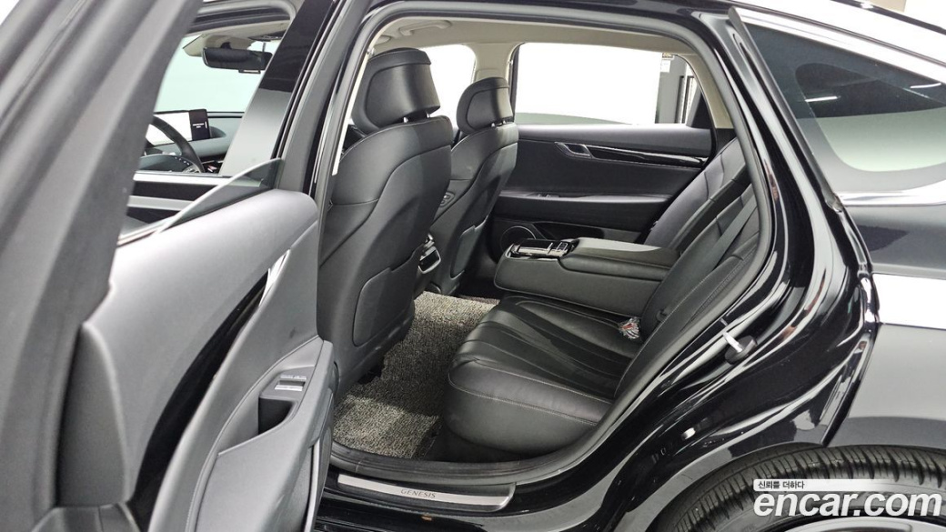 Genesis G80 Gasoline 2.5 Turbo AWD, 2023