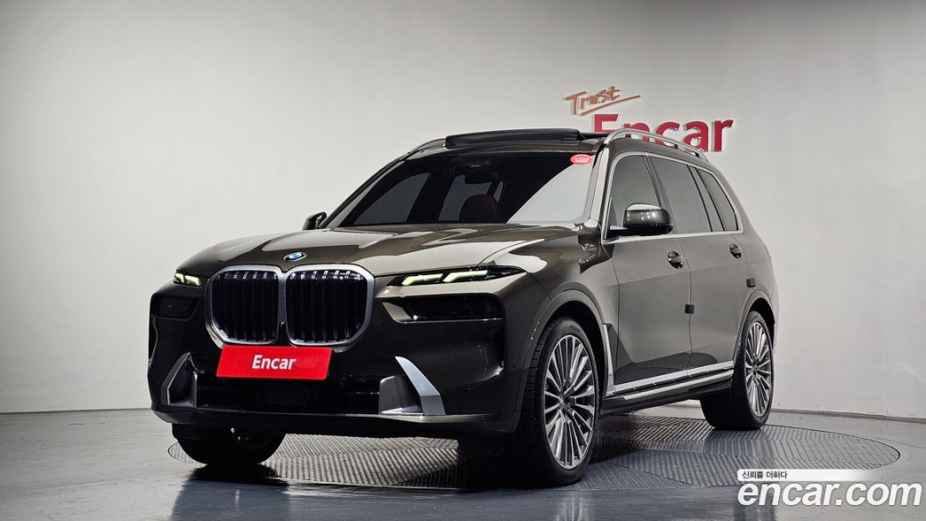 BMW X7 xDrive 40i Design Pure Excellence 6-Seater, 2023