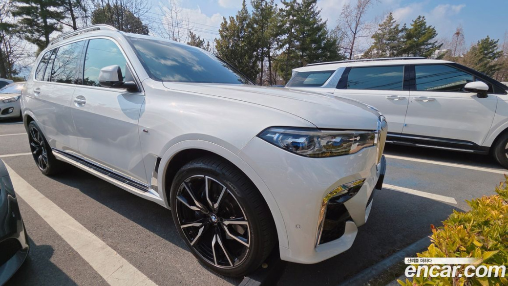 BMW X7 xDrive 40i M Sport 6STR, 2022