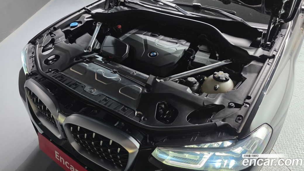 BMW X4 xDrive20i M Sport, 2024