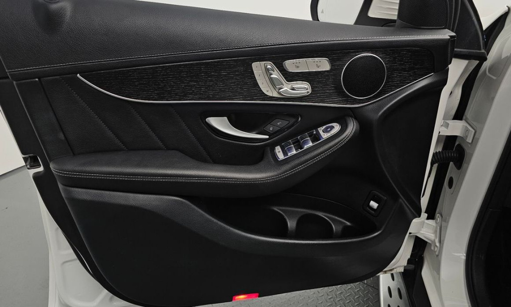 Mercedes-Benz GLC-Class GLC300 4MATIC, 2022