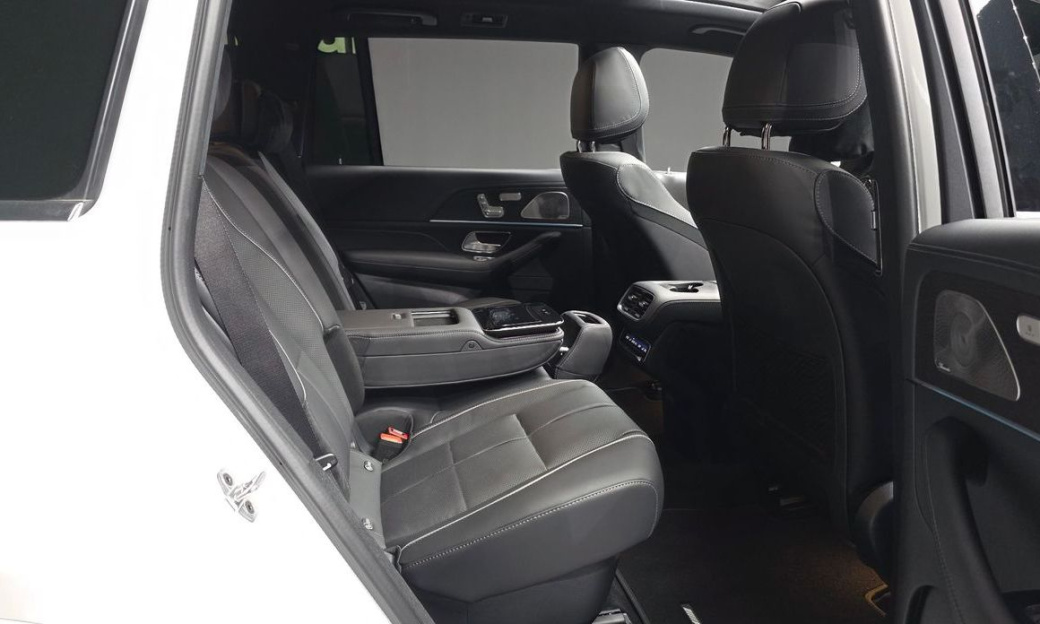 Mercedes-Benz GLS-Class GLS450 4MATIC, 2026
