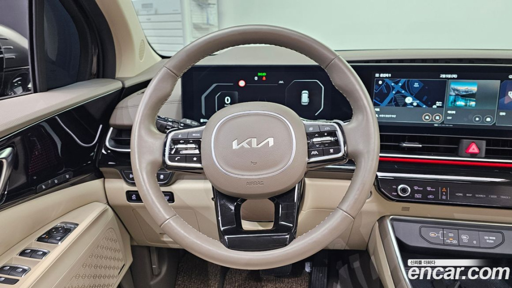 Kia Carnival 7-Seater Gravity, 2024