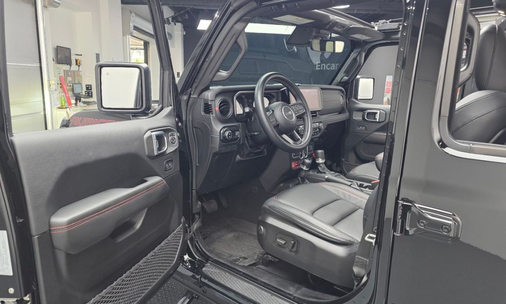Jeep Wrangler 2.0 Sahara Power Top 4Door, 2025