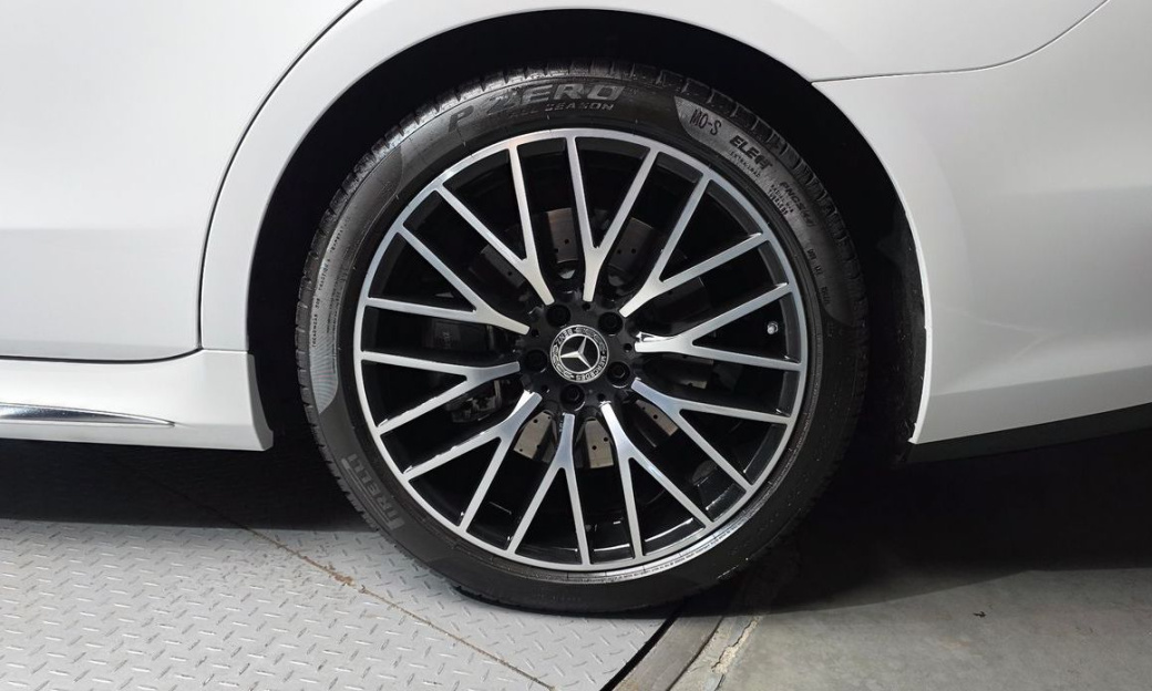 Mercedes-Benz S-Class S500L 4MATIC, 2025