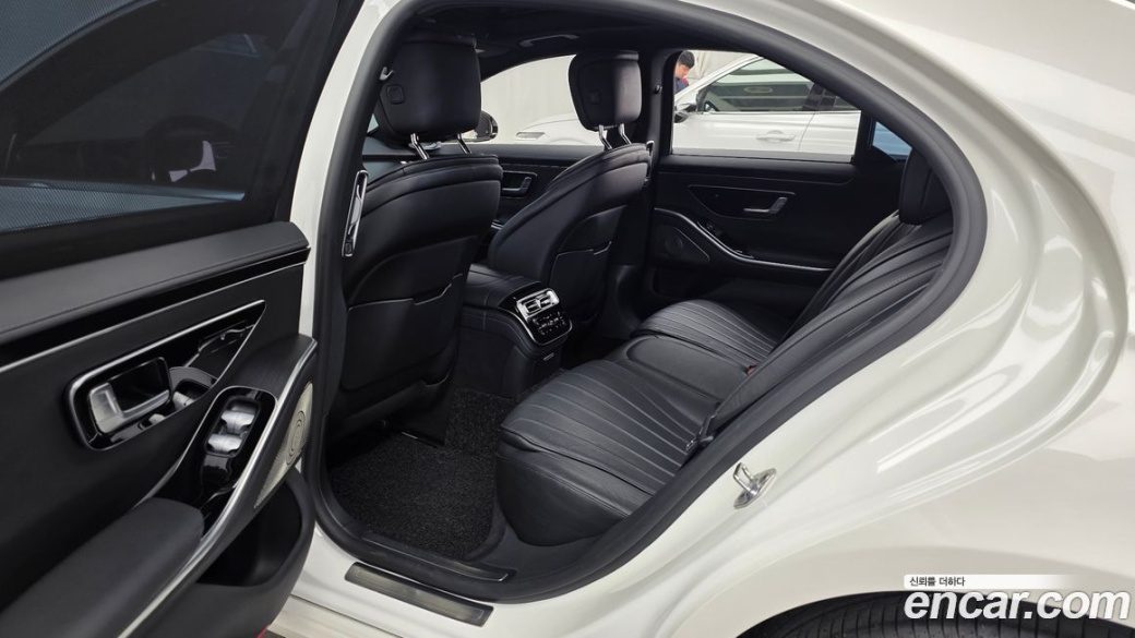 Mercedes-Benz S-Class S350 d, 2022