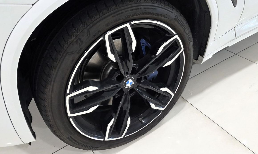 BMW X4 xDrive M40i, 2025