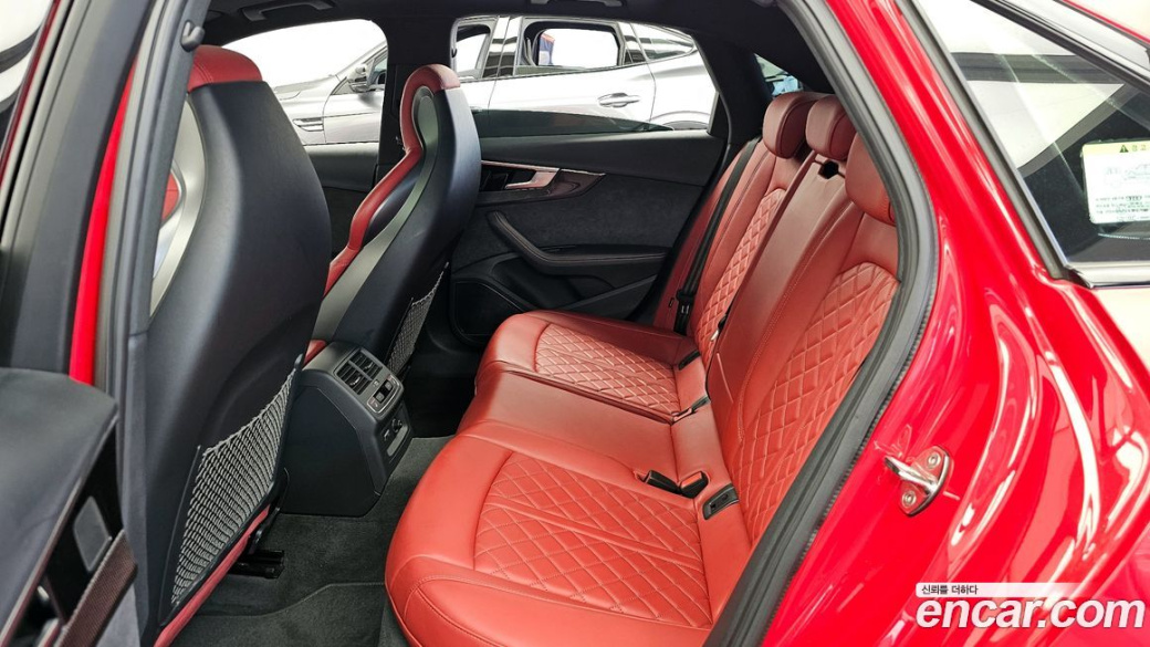 Audi S4 3.0 TFSI Quattro, 2023