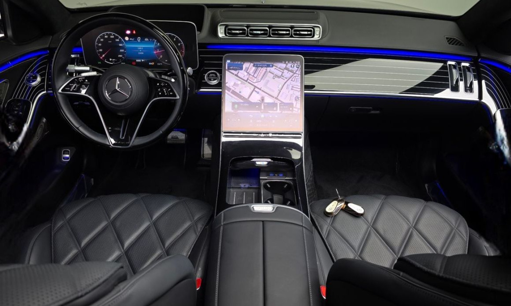 Mercedes-Benz S-Class Maybach S580 4MATIC, 2023