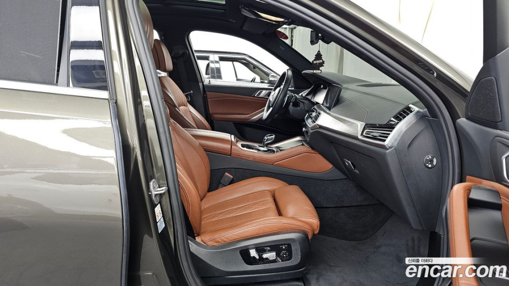BMW X6 xDrive40i M Sport, 2022