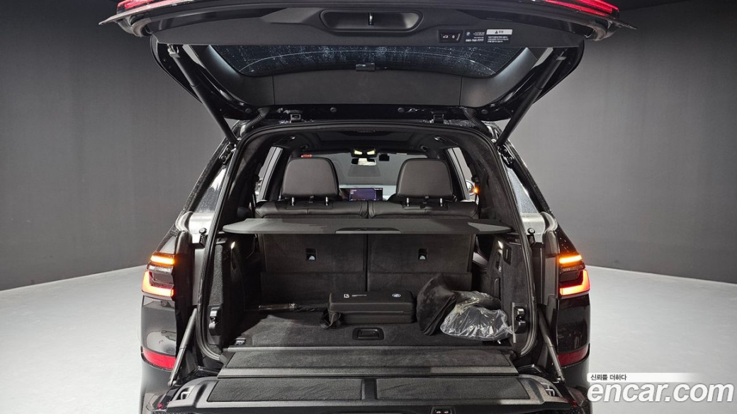 BMW X7 xDrive 40i M Sport 6STR, 2025