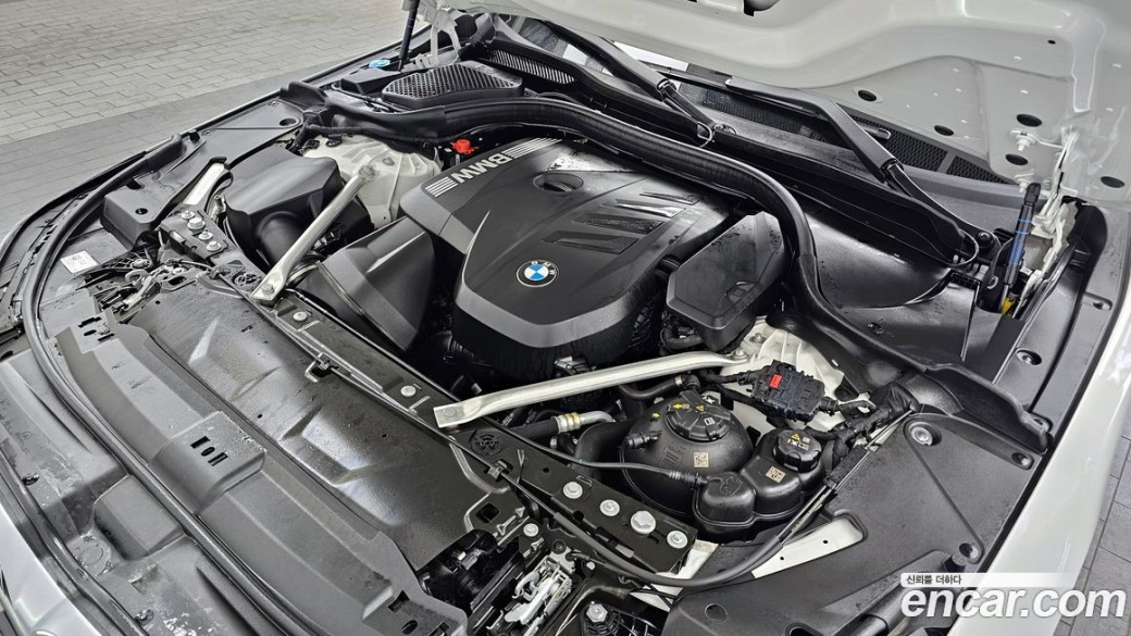 BMW 5-Series 520i M Sport, 2024
