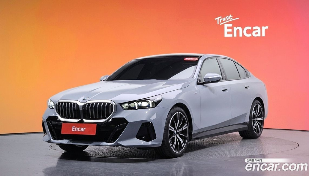 BMW 5-Series 530i xDrive M Sport, 2025