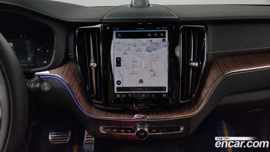 Volvo XC60 B5 Inscription, 2022