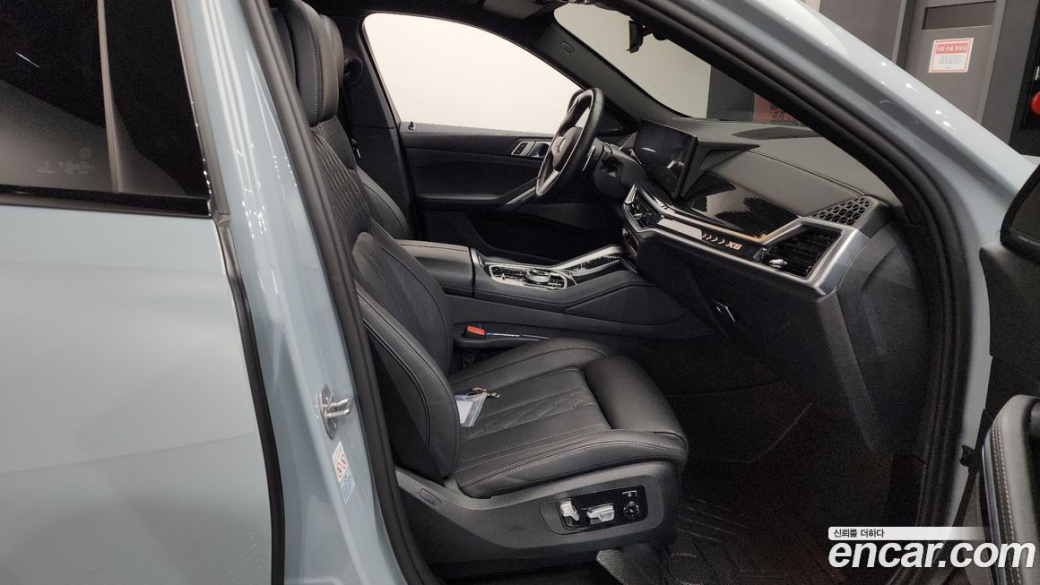 BMW X6 xDrive40i M Sport, 2024