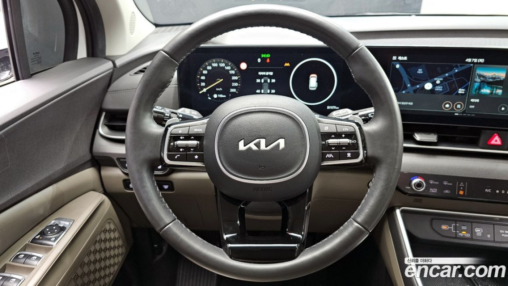 Kia Carnival 9-Seater Noblesse, 2025