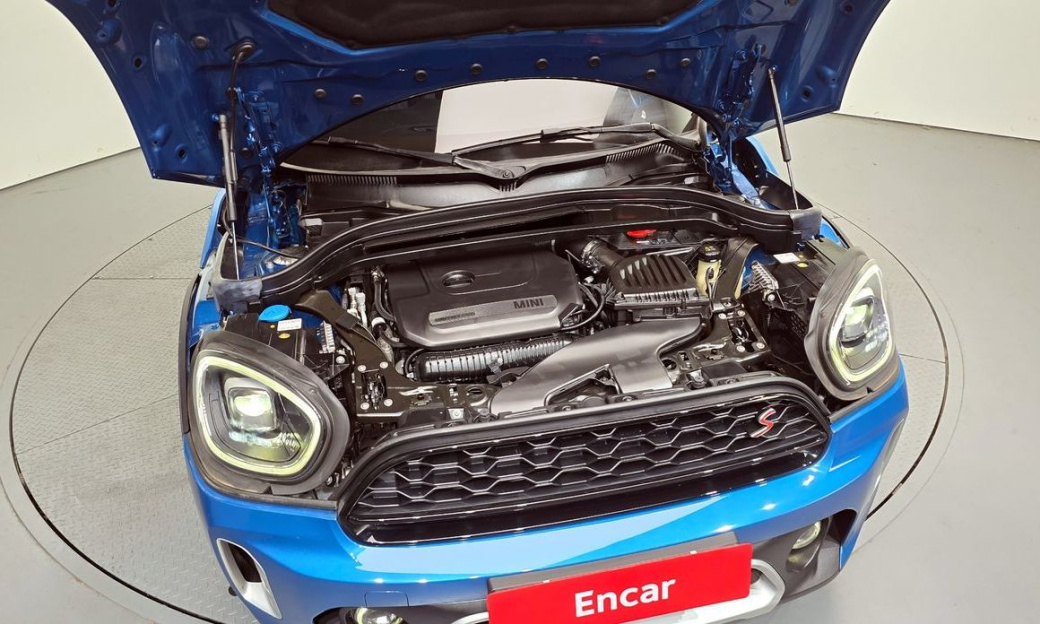 Mini Countryman ALL4 Classic Launch Pack, 2023