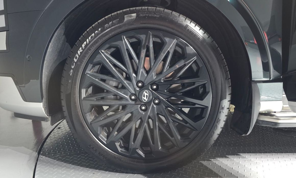 Hyundai Palisade Gasoline 2.5T 4WD 7-Seater, 2025