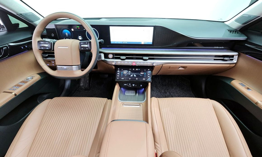 Hyundai Grandeur 2,5 Gasoline 2WD, 2023