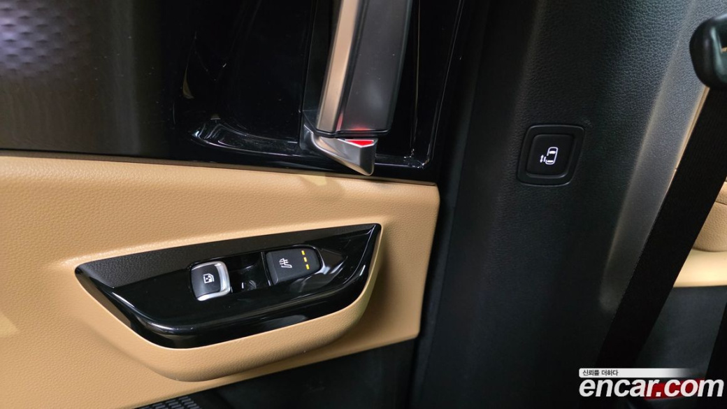 Kia Carnival 9-Seater Signature, 2022