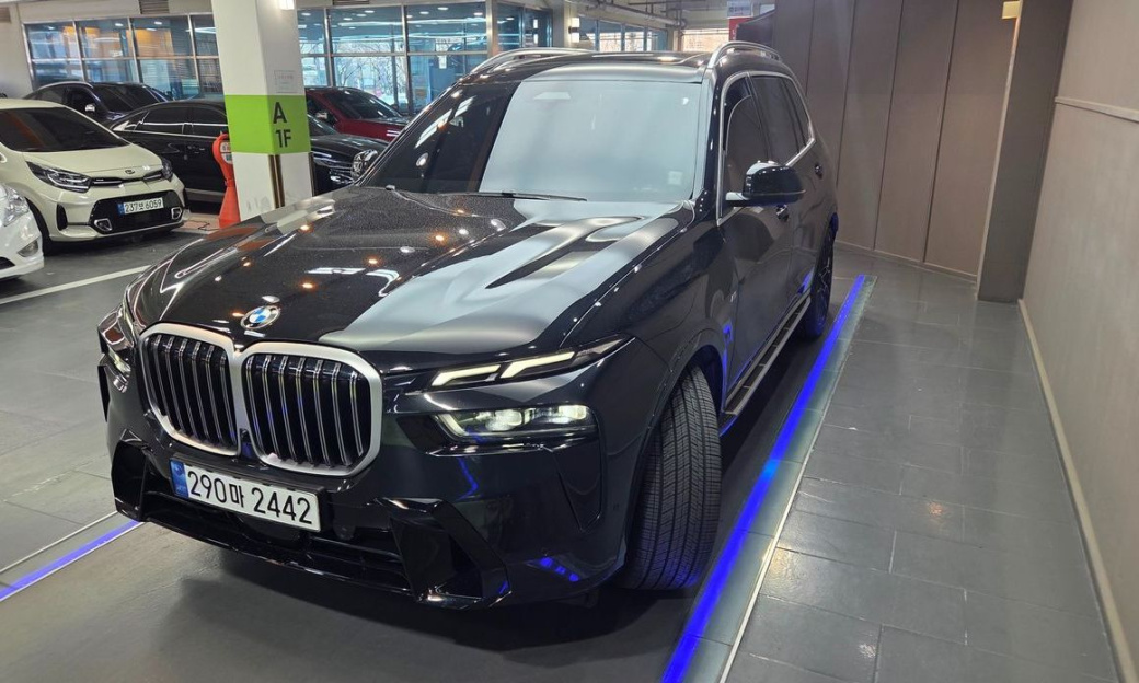 BMW X7 xDrive 40i M Sport 6STR, 2024