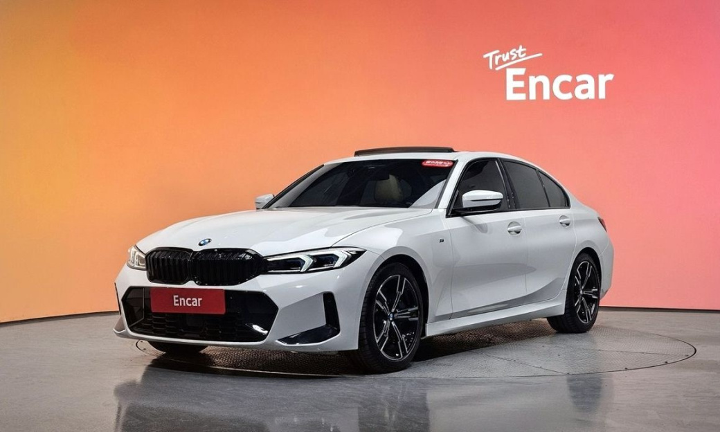 BMW 3-Series 320i M Sport, 2024