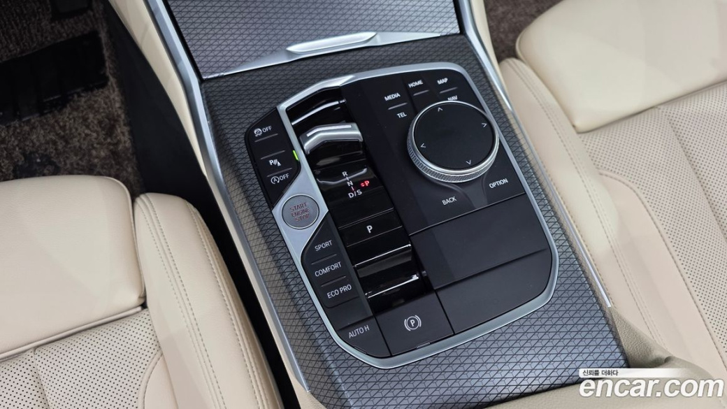 BMW 3-Series 320i M Sport, 2023