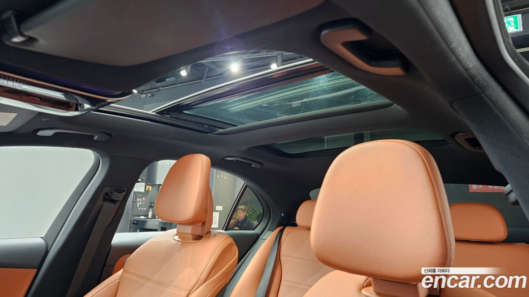 Mercedes-Benz C-Class C300 4MATIC Avantgarde, 2023