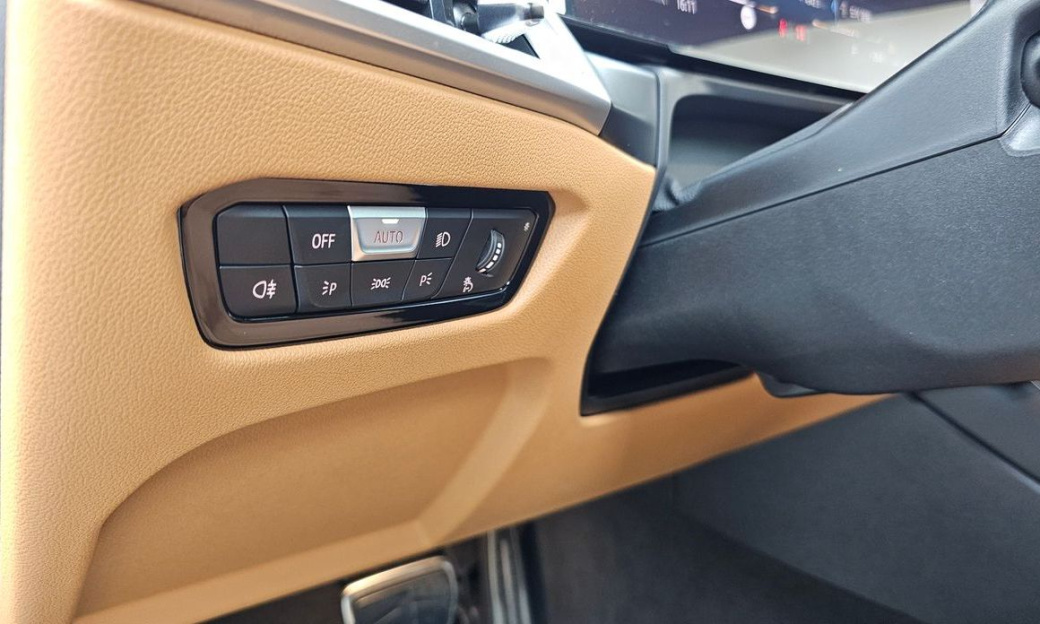 BMW 3-Series 320i M Sport, 2026