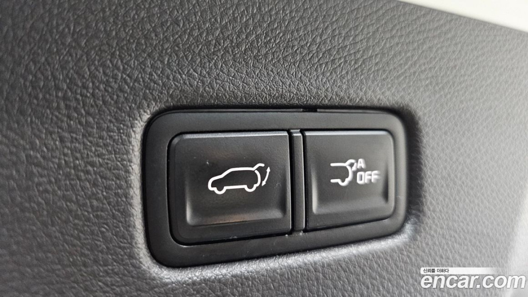 Kia Carnival 9-Seater Signature, 2023