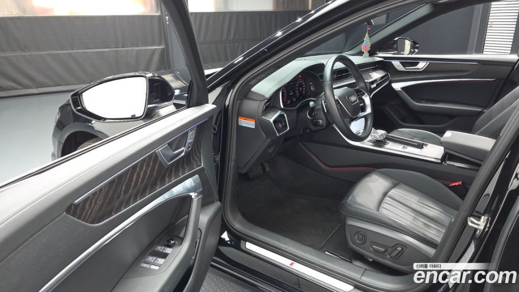 Audi A6 45 TFSI Quattro Premium, 2023