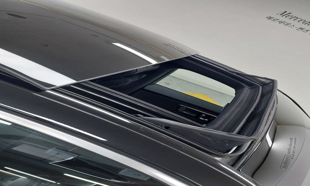 Mercedes-Benz S-Class S350 d 4MATIC, 2025