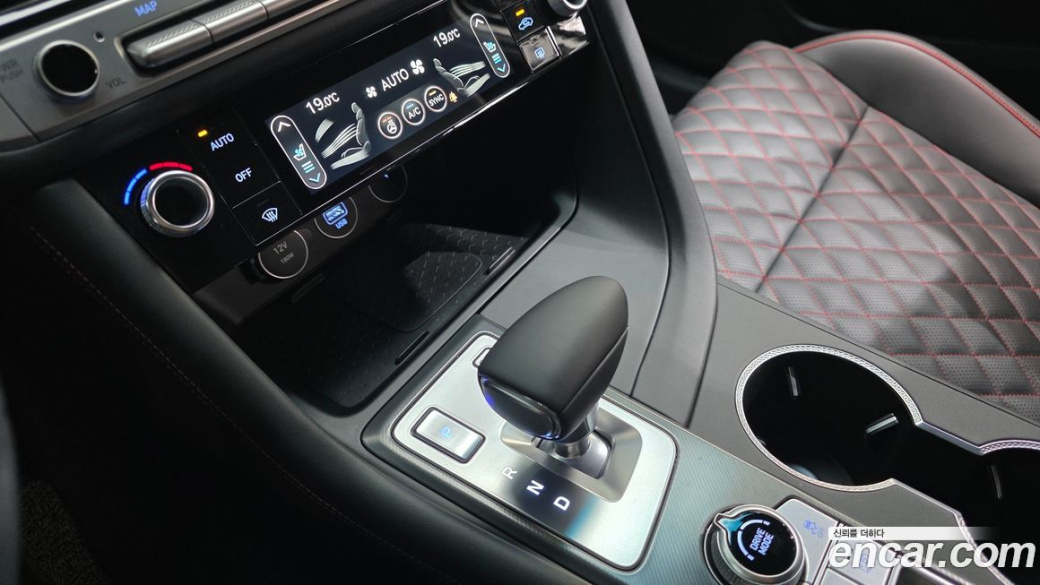 Genesis G70 Gasoline 2.5T 4WD, 2024
