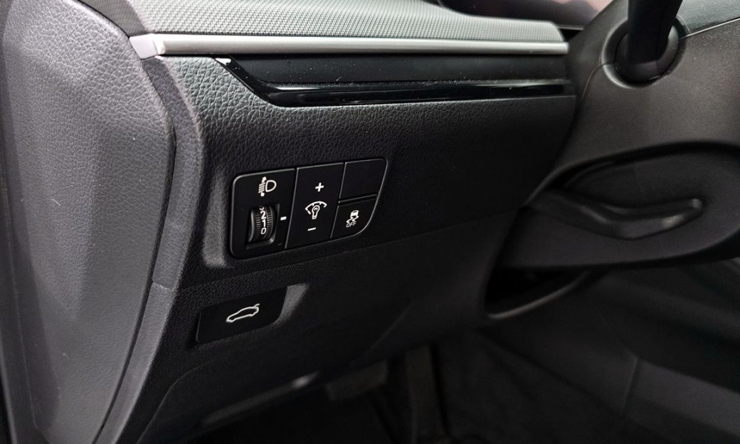 Kia K5 2.0, 2024