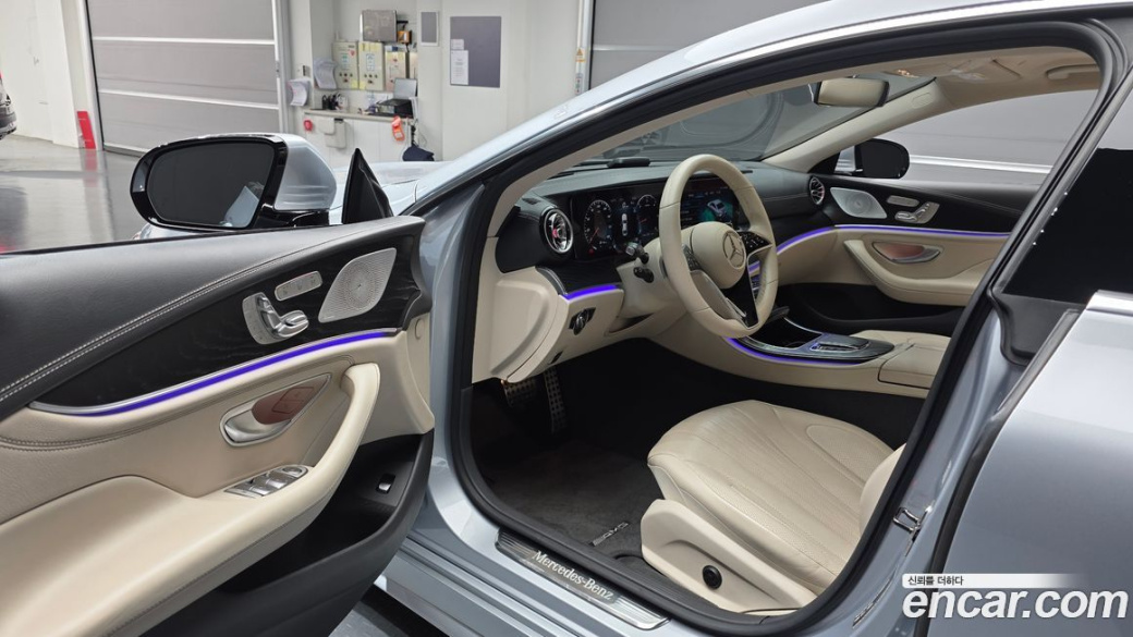 Mercedes-Benz CLS-Class CLS300d 4MATIC, 2023