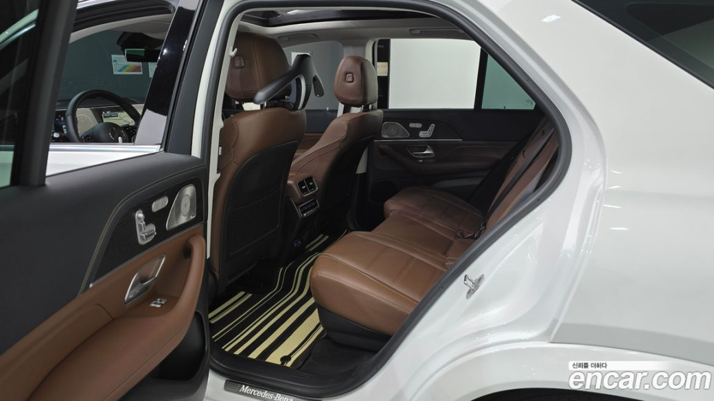 Mercedes-Benz GLE-Class GLE450 4MATIC, 2025