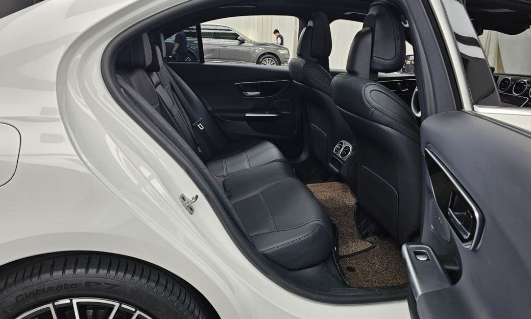 Mercedes-Benz C-Class C200 Avantgarde, 2024