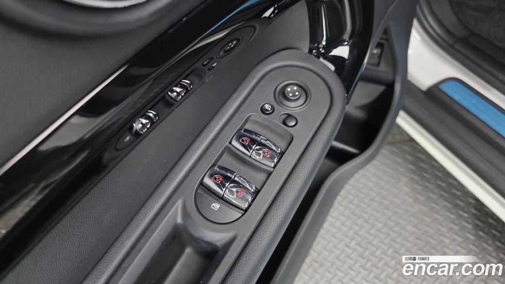 Mini Countryman Classic, 2024