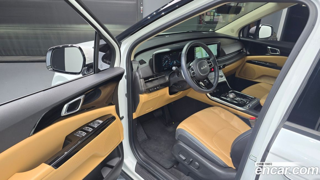 Kia Carnival 9-Seater Noblesse, 2023
