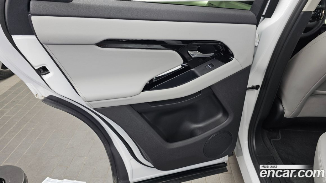Land Rover Range Rover Evoque P250 S, 2024