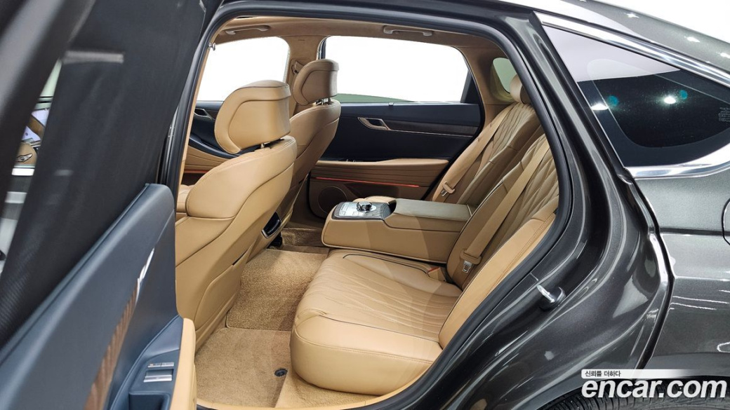 Genesis G80 Gasoline 2.5 Turbo AWD, 2026