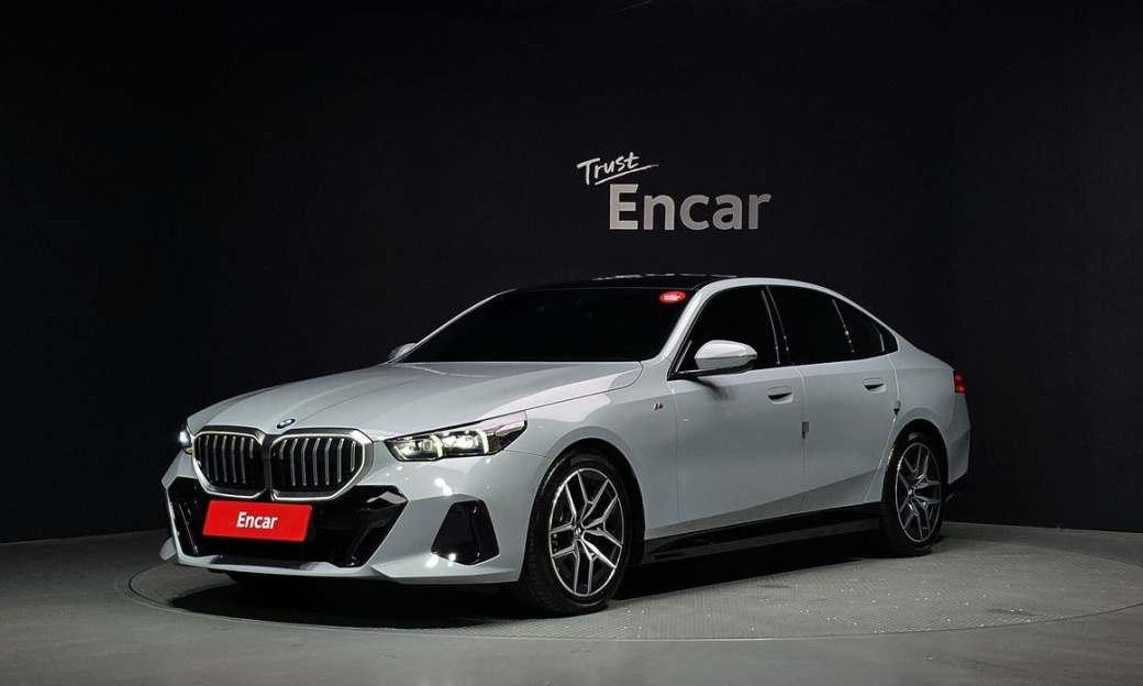 BMW 5-Series 520i M Sport, 2024