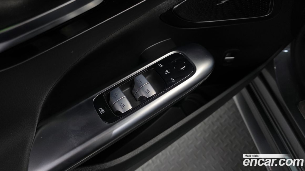 Mercedes-Benz C-Class C300 4MATIC AMG Line, 2023