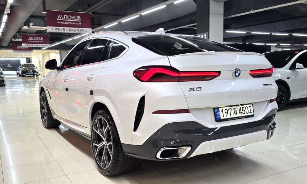 BMW X6 xDrive30d M Sport, 2023
