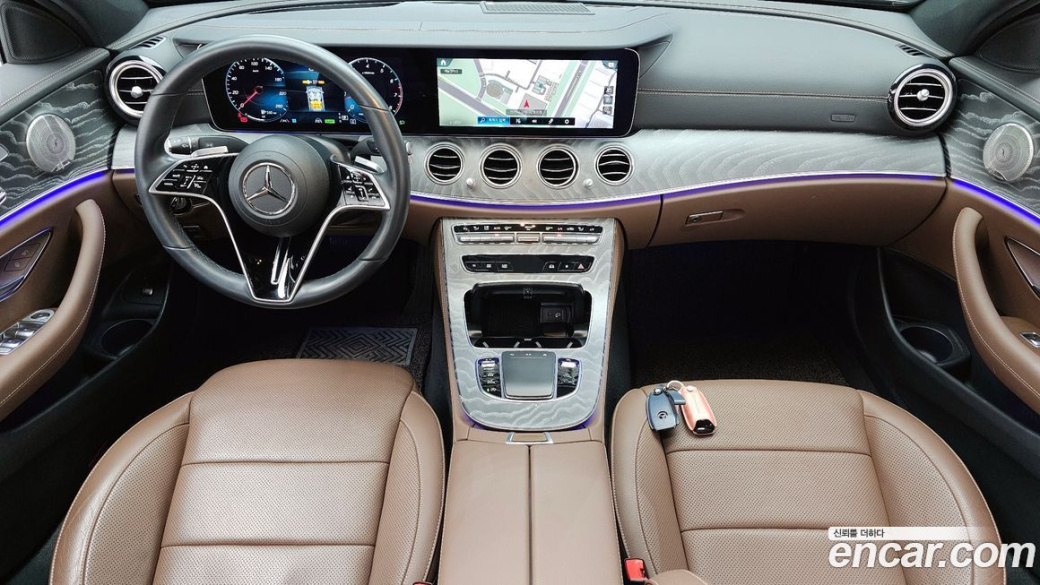 Mercedes-Benz E-Class E350 4MATIC Exclusive, 2023
