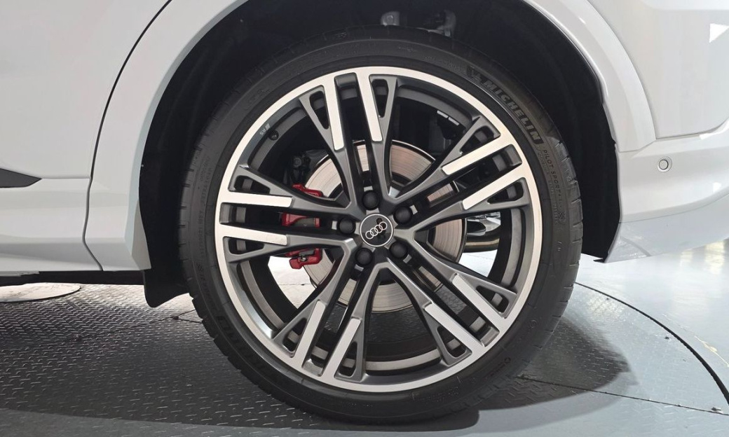 Audi Q5 45 TFSI Quattro S Line Black Ediiton, 2025