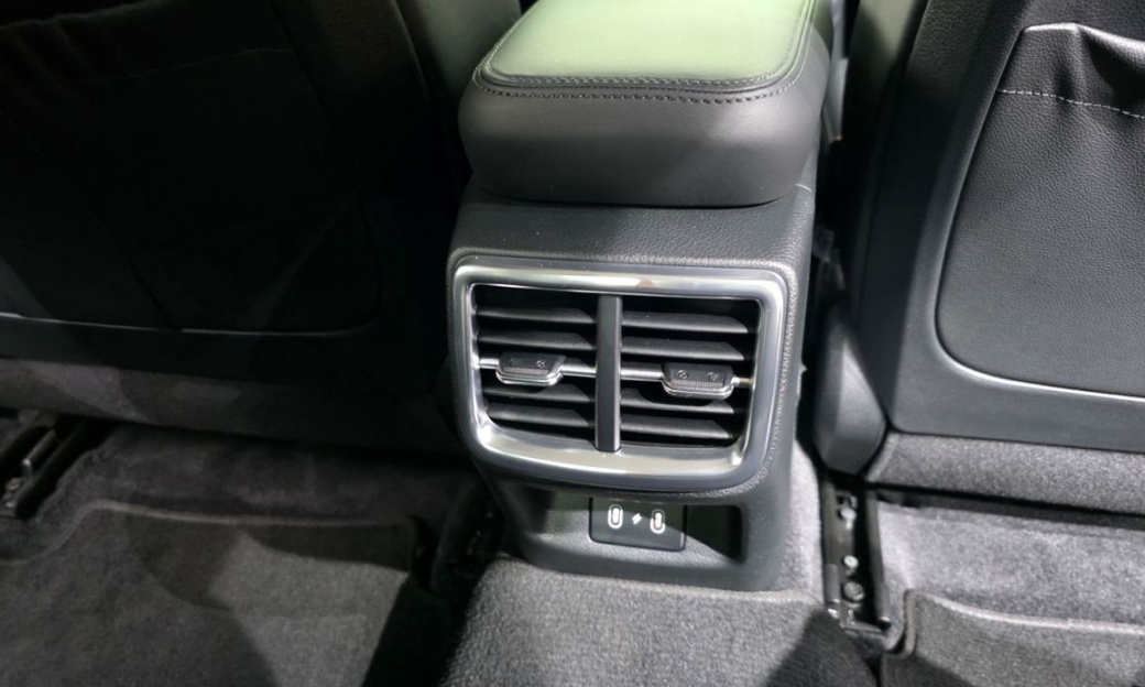 Kia K5 2.0, 2024