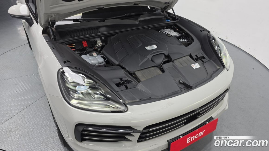 Porsche Cayenne 3.0 COUPE PLATINUM EDITION, 2023