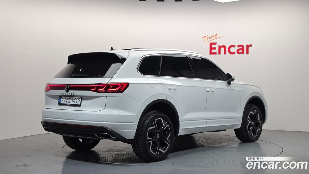 Volkswagen Touareg 3.0 TDI Prestige, 2024
